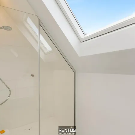 Βίλα Anno 2021 - Renovated Coastal 150m From The