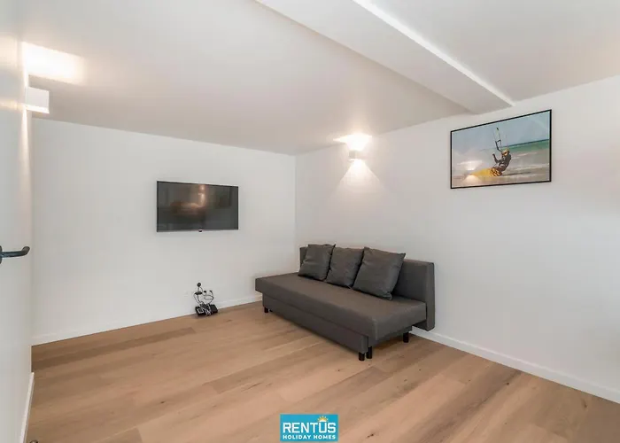 Anno 2021 - Renovated Coastal 150m From The * 코크시데